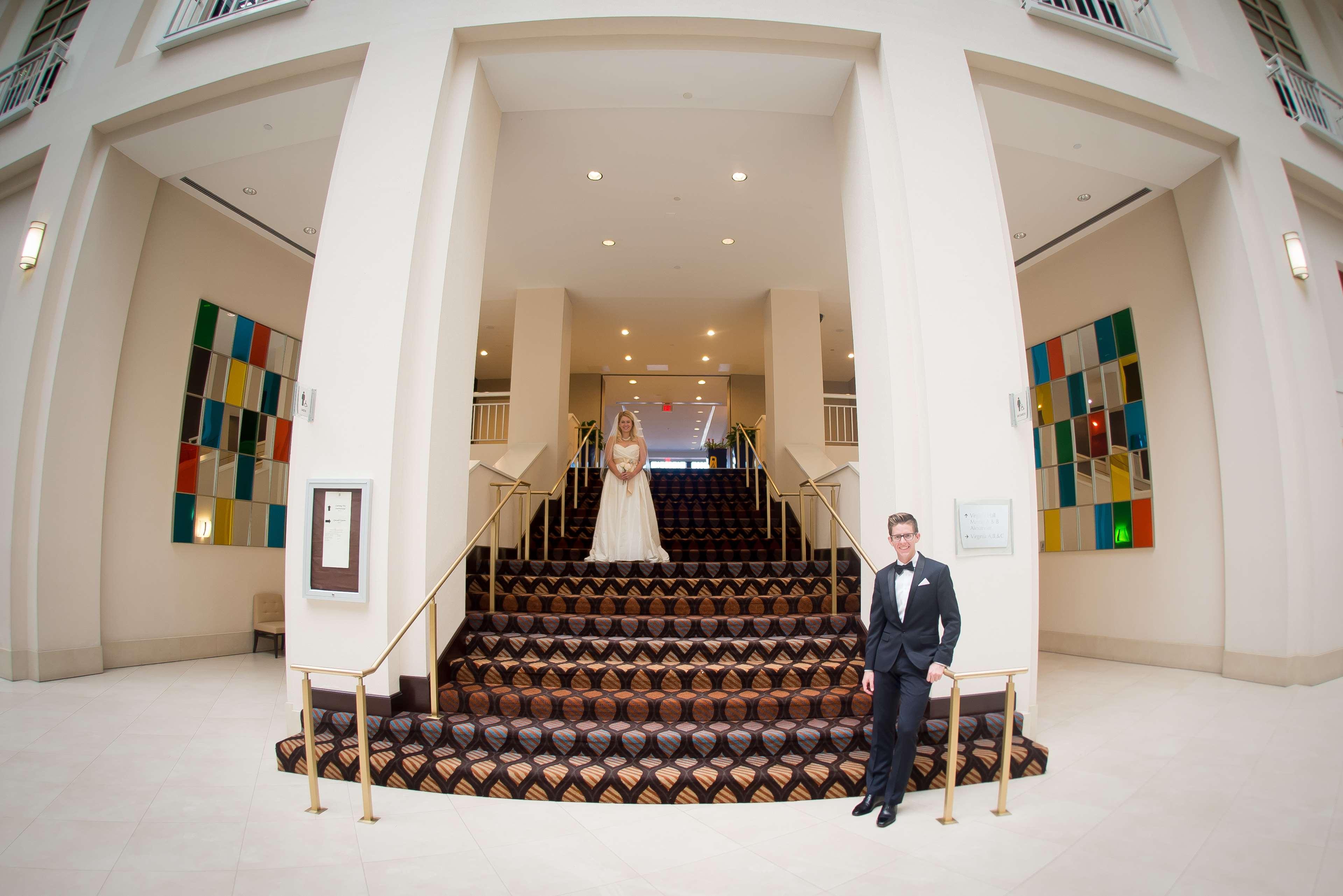 Embassy Suites By Hilton Alexandria Old Town Exteriör bild