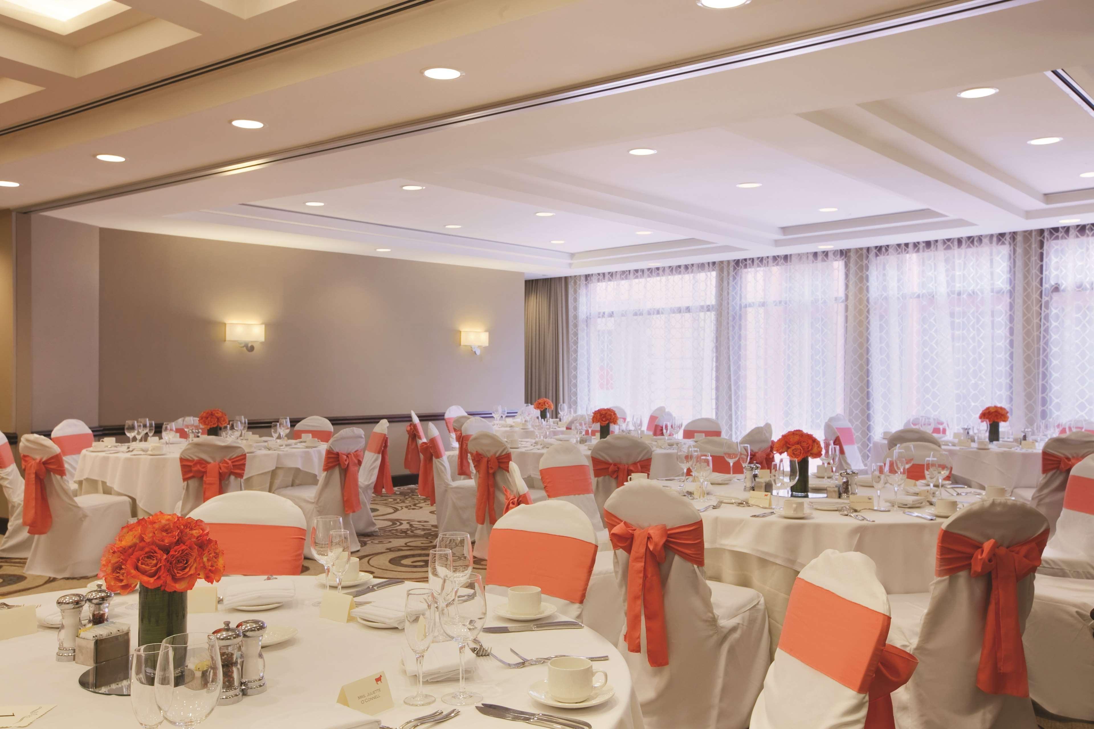 Embassy Suites By Hilton Alexandria Old Town Exteriör bild